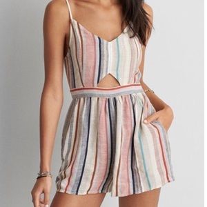 Cute American eagle multicolored striped romper!